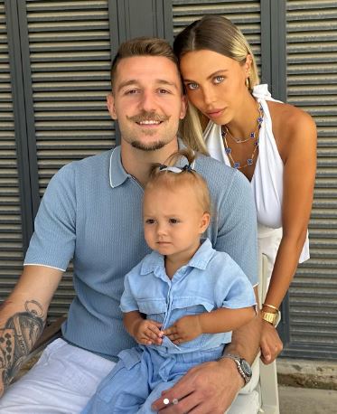 Natalija Ilic with her fiance Sergej Milinkovic-Savic and daughter